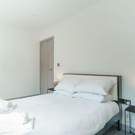 Modern 1 Bedroom Apartment In Preston Centre Exterior photo
